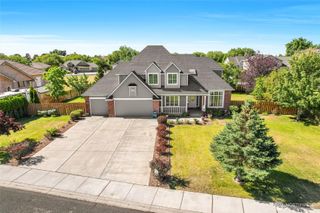 609 S Lupine Drive, Moses Lake, WA 98837