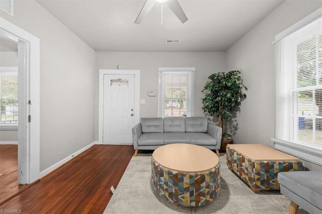 1752 Argonne Boulevard, Winston-salem, NC 27107