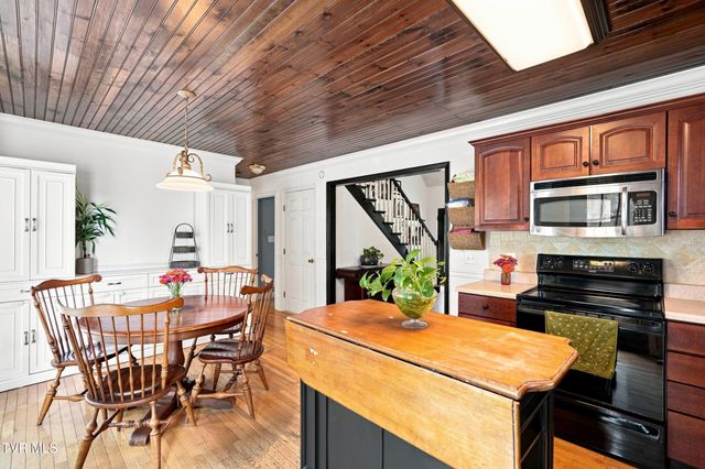 108 Goodin Drive, Jonesborough, TN 37659