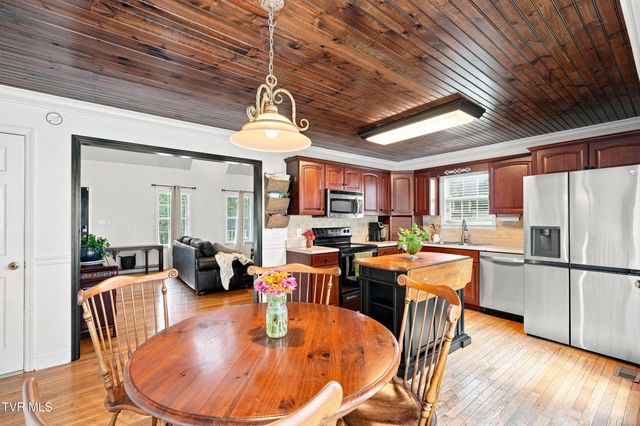 108 Goodin Drive, Jonesborough, TN 37659