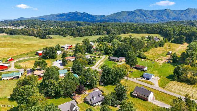 108 Goodin Drive, Jonesborough, TN 37659