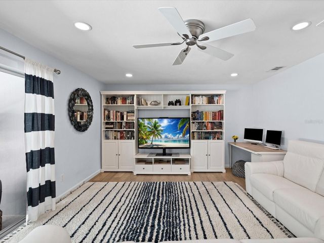 2285 WATROUS DRIVE, Dunedin, FL 34698