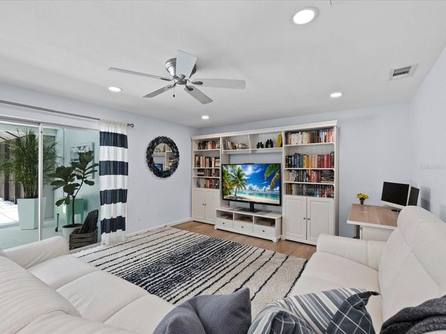 2285 WATROUS DRIVE, Dunedin, FL 34698