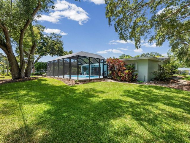 2285 WATROUS DRIVE, Dunedin, FL 34698