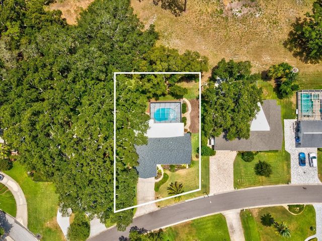 2285 WATROUS DRIVE, Dunedin, FL 34698