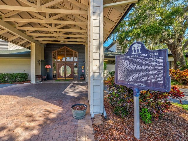 2285 WATROUS DRIVE, Dunedin, FL 34698
