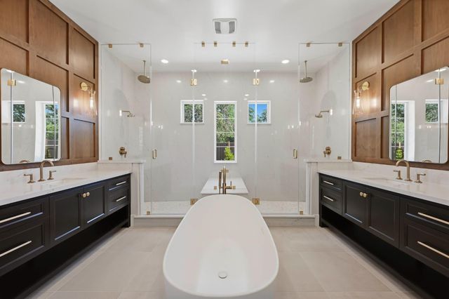 2500 Cherrywood Ln, Lincoln, CA 95648