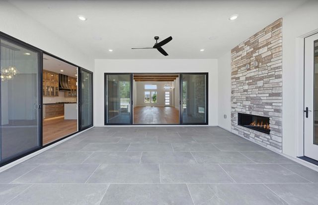 2500 Cherrywood Ln, Lincoln, CA 95648