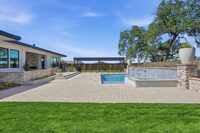 2500 Cherrywood Ln, Lincoln, CA 95648