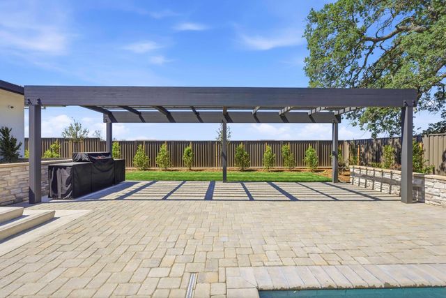 2500 Cherrywood Ln, Lincoln, CA 95648