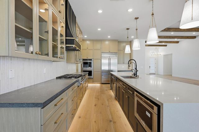 2500 Cherrywood Ln, Lincoln, CA 95648