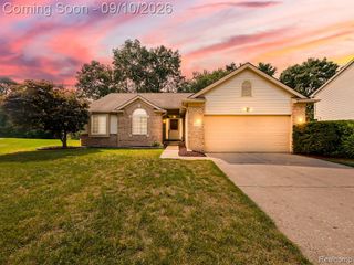 2030 Orchard Court, West Bloomfield, MI 48324