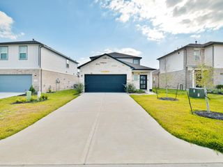 8419 Sweet Cherry Ln, Magnolia, TX 77354