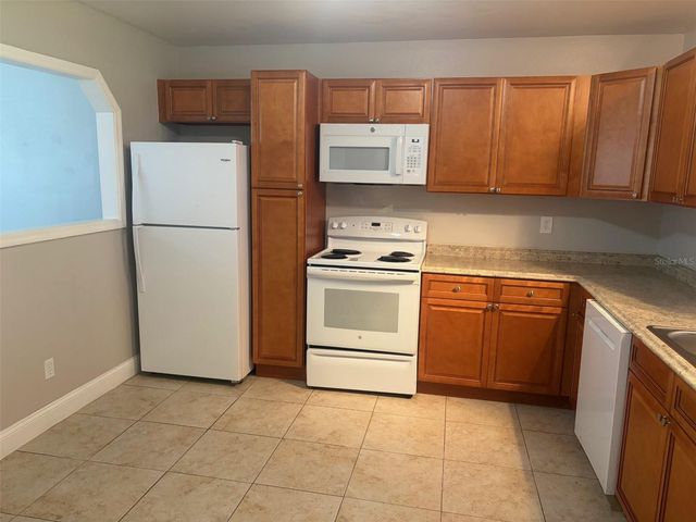 37 MONTANA AVENUE, St Cloud, FL 34769