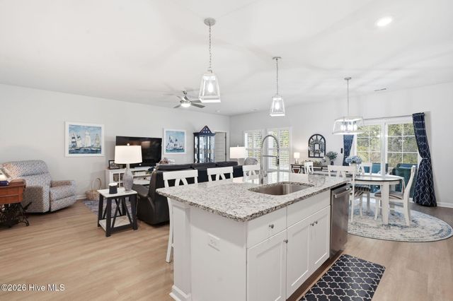 994 Bourne Drive SW, Ocean Isle Beach, NC 28469