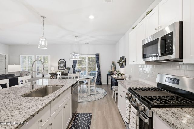 994 Bourne Drive SW, Ocean Isle Beach, NC 28469