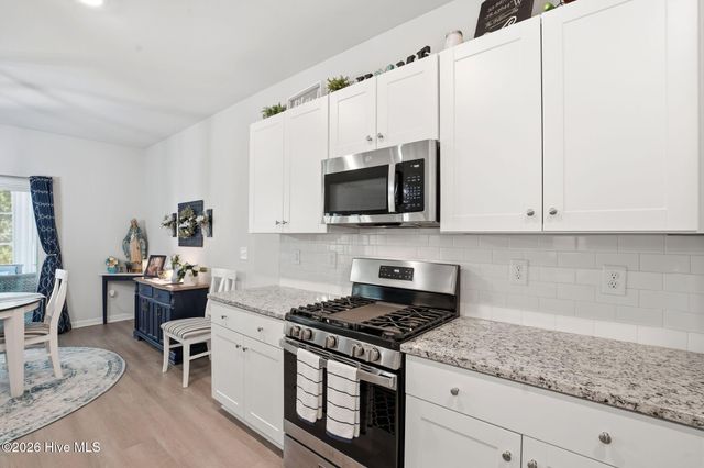 994 Bourne Drive SW, Ocean Isle Beach, NC 28469