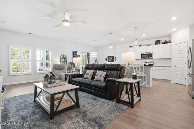 994 Bourne Drive SW, Ocean Isle Beach, NC 28469