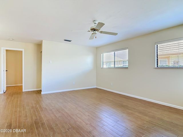 49 Bogey Circle, New Smyrna Beach, FL 32168