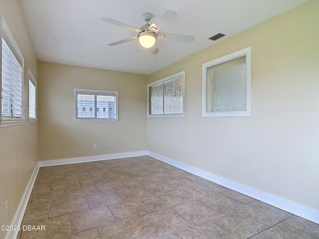 49 Bogey Circle, New Smyrna Beach, FL 32168