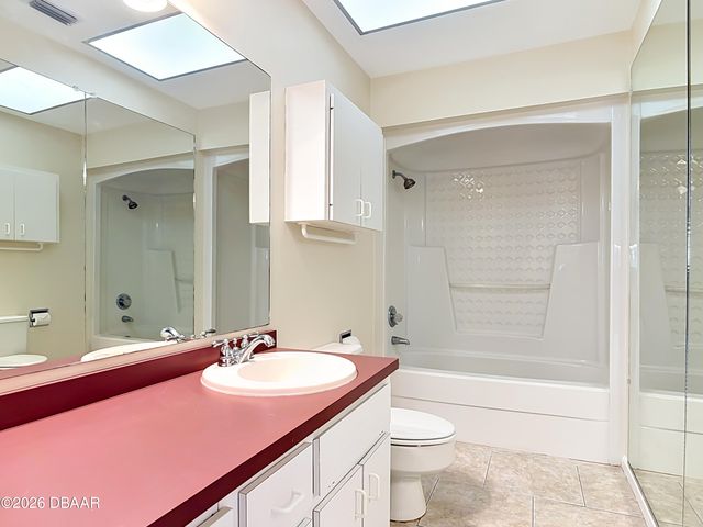 49 Bogey Circle, New Smyrna Beach, FL 32168