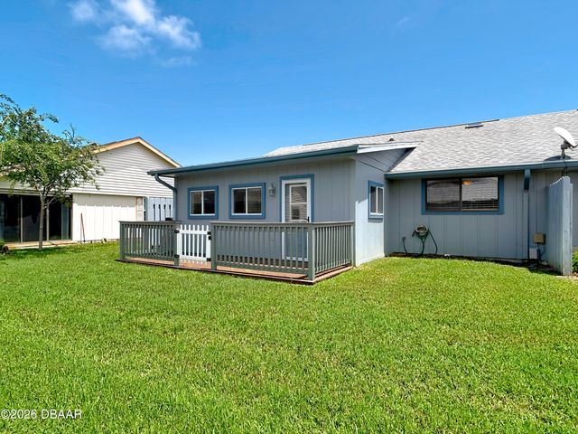 49 Bogey Circle, New Smyrna Beach, FL 32168