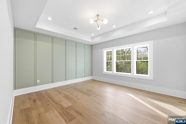 4 Athens Road, Millburn, NJ 07078