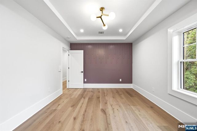 4 Athens Road, Millburn, NJ 07078