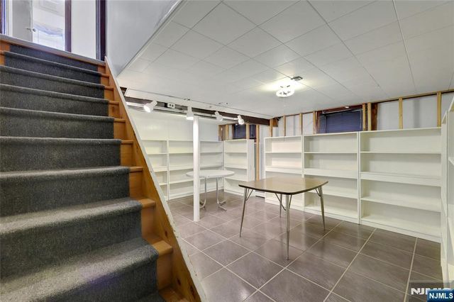 4 Highfield Court, Wayne, NJ 07470