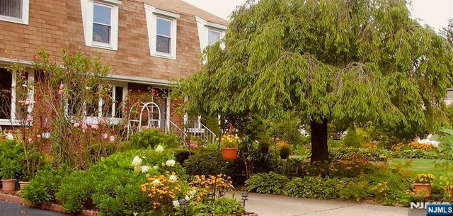 4 Highfield Court, Wayne, NJ 07470