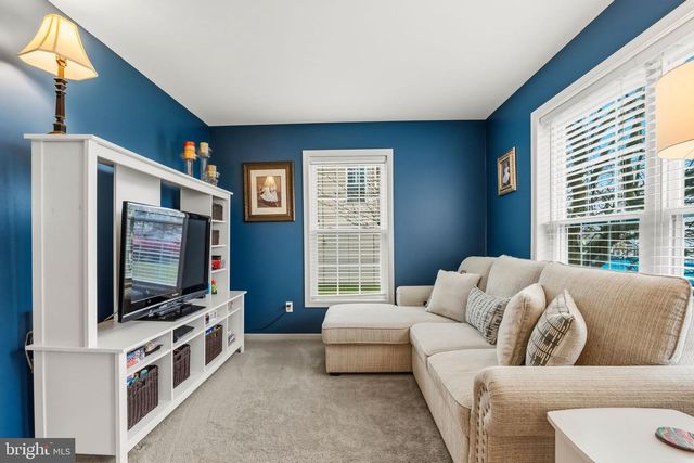 370 REDBUD DR, Oxford, PA 19363