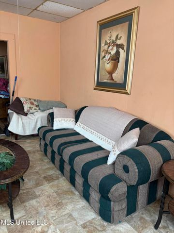 15 E Franklin Street Street, Natchez, MS 39120