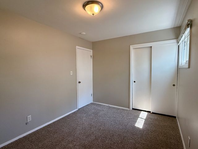 15503 Park Lane, South Holland, IL 60473