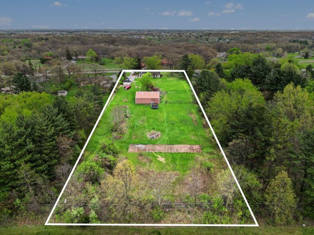 12706 Grant Street, Crown Point, IN 46307
