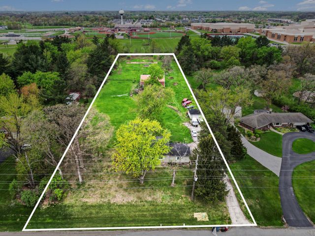 12706 Grant Street, Crown Point, IN 46307