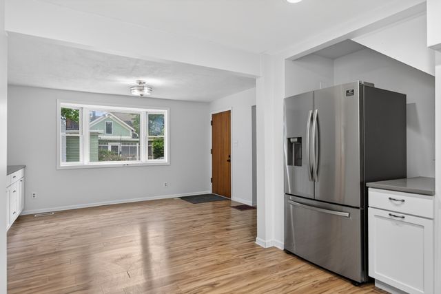 434 E Washington Street, West Chicago, IL 60185