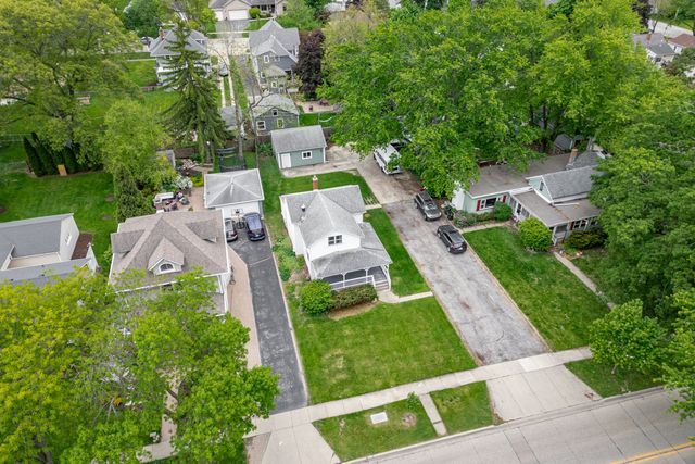 434 E Washington Street, West Chicago, IL 60185