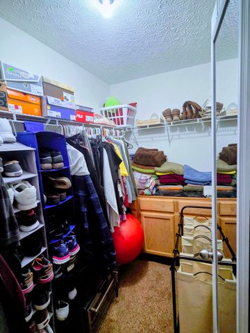 4389 Jasmine Rose Way, Lexington, KY 40515