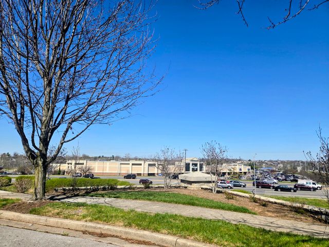 4389 Jasmine Rose Way, Lexington, KY 40515