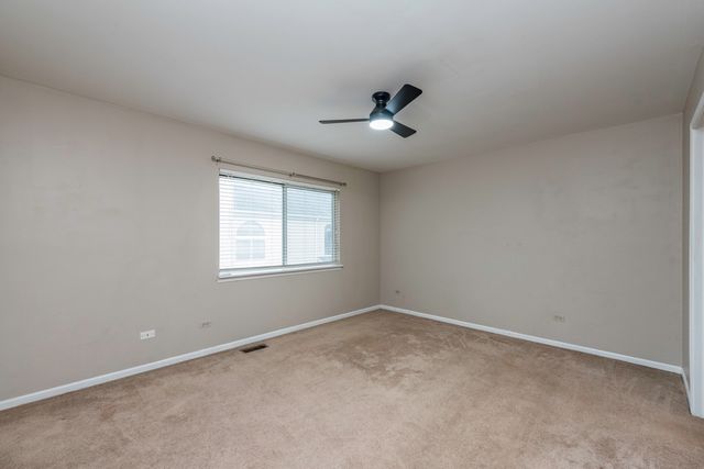 1851 Salem Court, Gurnee, IL 60031