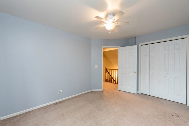1851 Salem Court, Gurnee, IL 60031