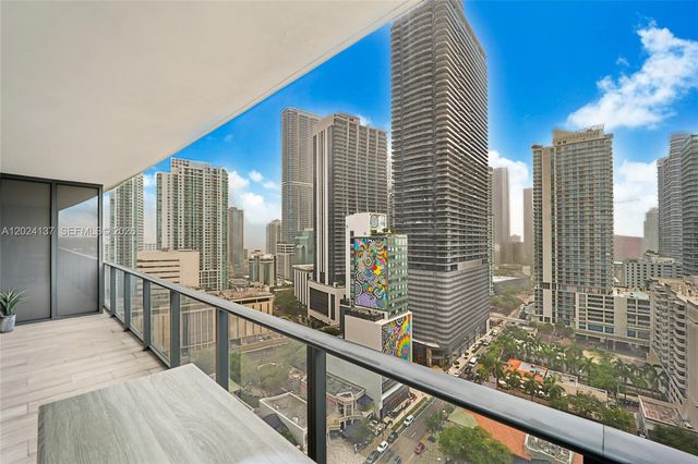45 SW 9 ST 1905, Miami, FL 33130