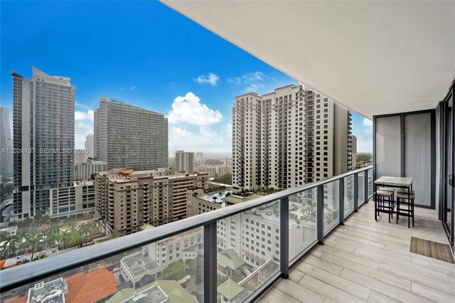 45 SW 9 ST 1905, Miami, FL 33130