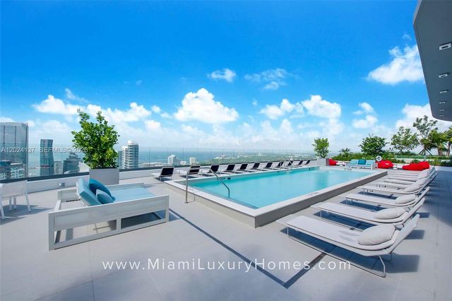 45 SW 9 ST 1905, Miami, FL 33130