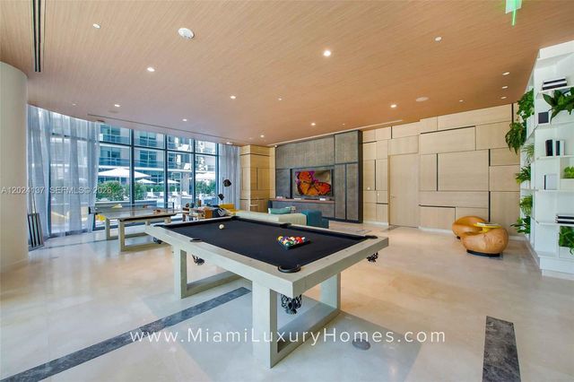 45 SW 9 ST 1905, Miami, FL 33130