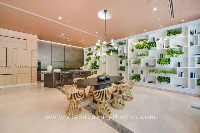 45 SW 9 ST 1905, Miami, FL 33130