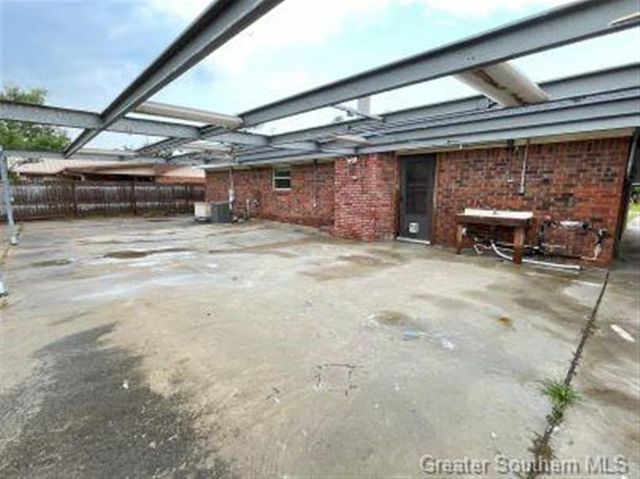 2115 N Rose Park Avenue, Sulphur, LA 70663