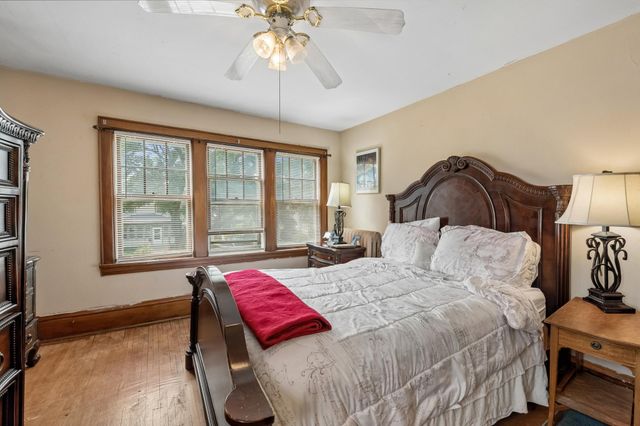 1418 Queen Avenue N, Minneapolis, MN 55411