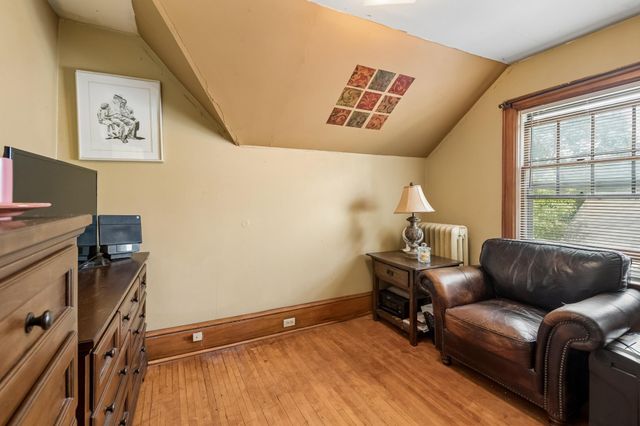 1418 Queen Avenue N, Minneapolis, MN 55411