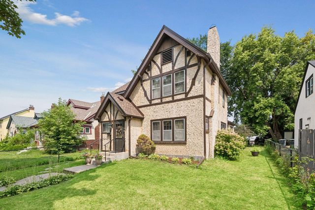 1418 Queen Avenue N, Minneapolis, MN 55411